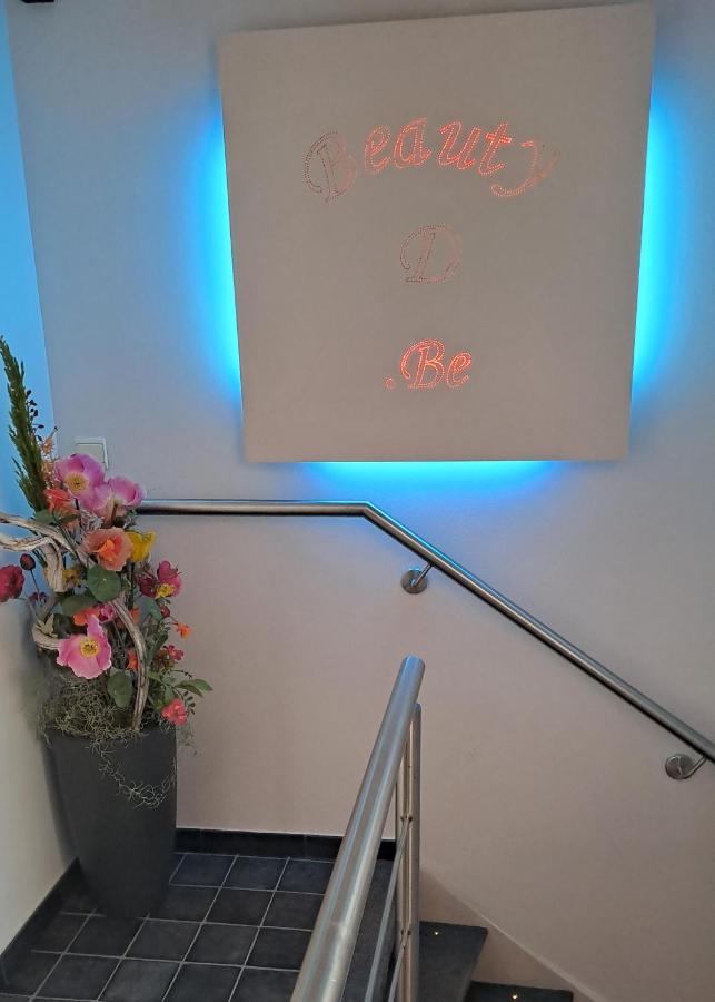 Beautyd Grey Room Centrum Gullegem Wevelgem Exterior foto